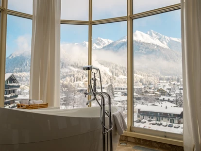Hundehotel - Pools: Schwimmteich - Astoria Suite - Alpin Resort Sacher