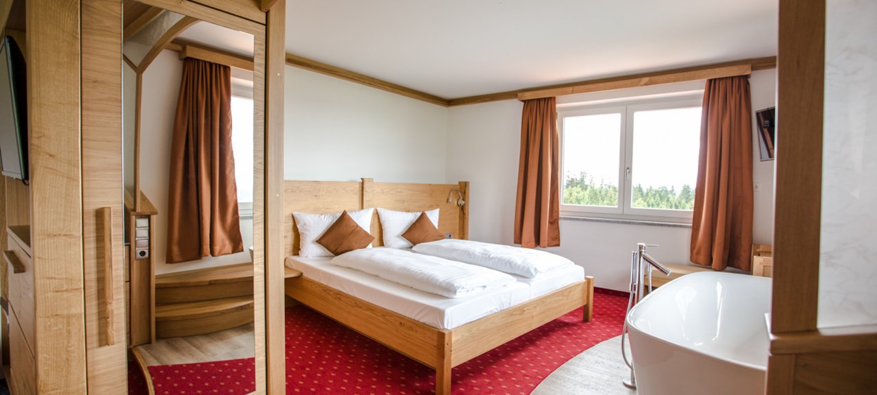 Hunderesort Waldeck Zimmerkategorien Turm-Suite 