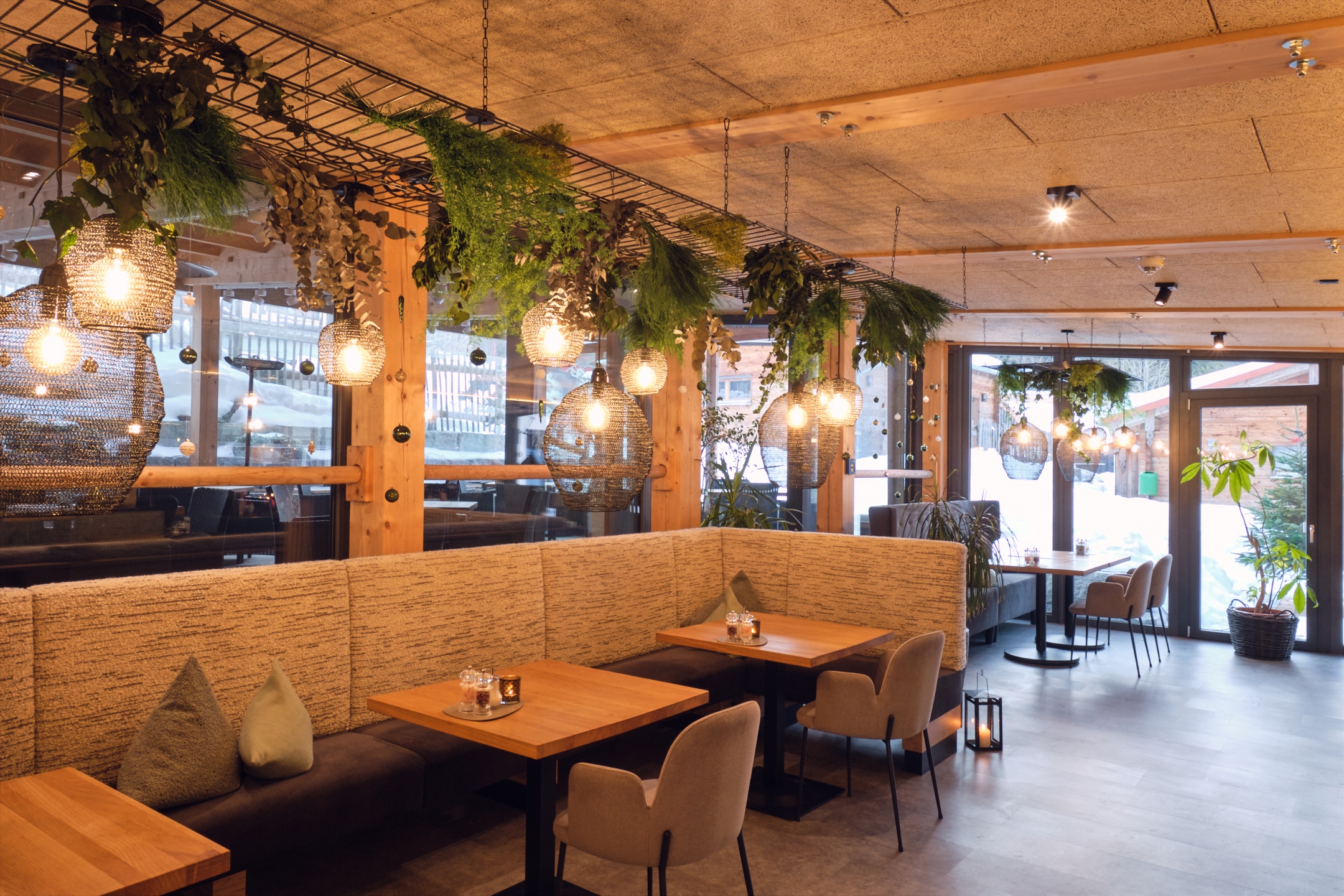 Urlaub-mit-Hund: Wintergarten - Hunderesort Waldeck - Essen | Trinken