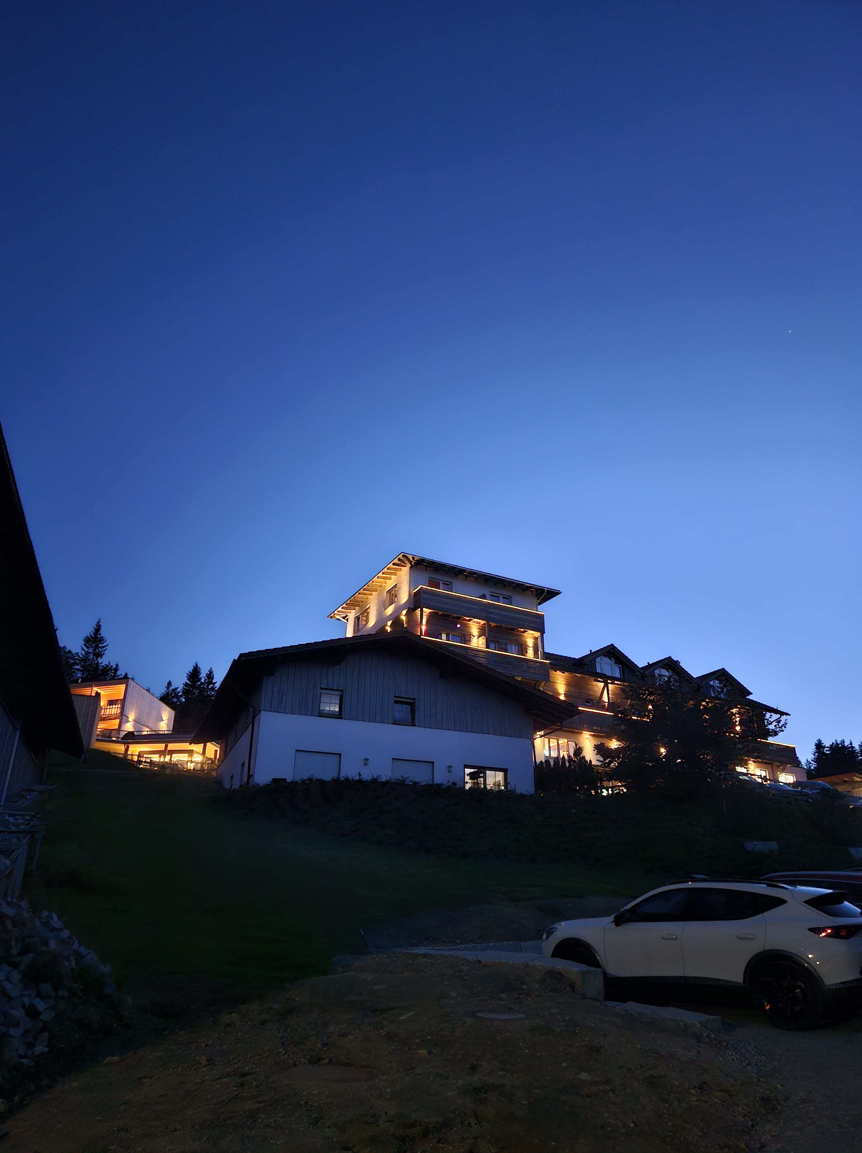 Urlaub-mit-Hund: Hunderesort Waldeck