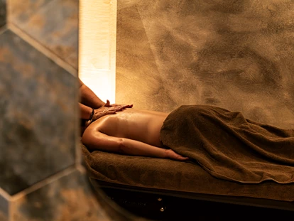 Hundehotel - Hundewiese: nicht eingezäunt - Philippsreut - Massage - Hunderesort Waldeck
