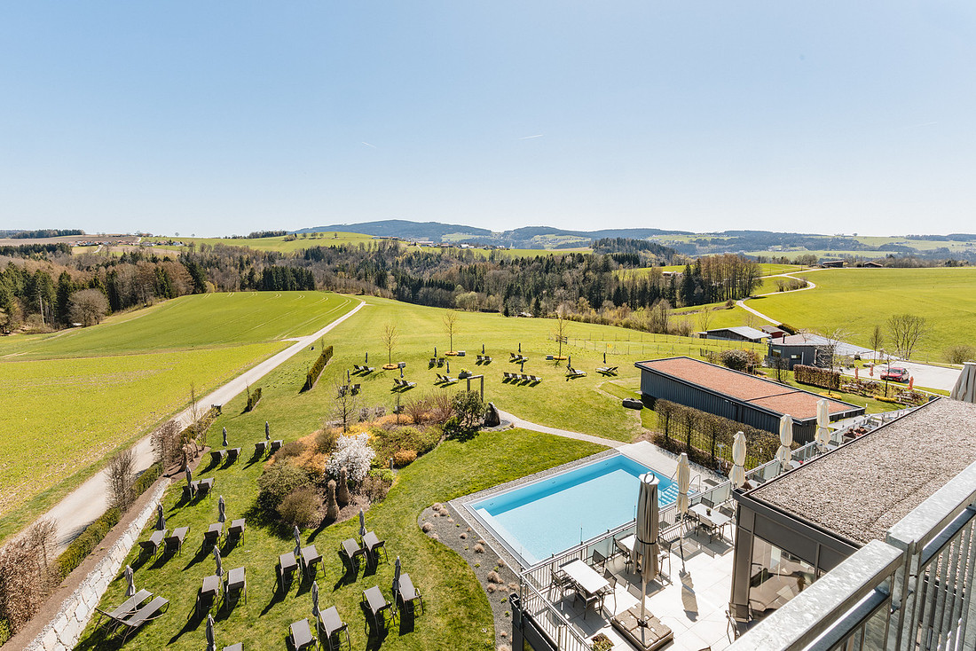Urlaub-mit-Hund: Panorama - Grenzenlos mit Ausblick über das bayerisch - österreichische Donautal  - Landrefugium Obermüller ****S