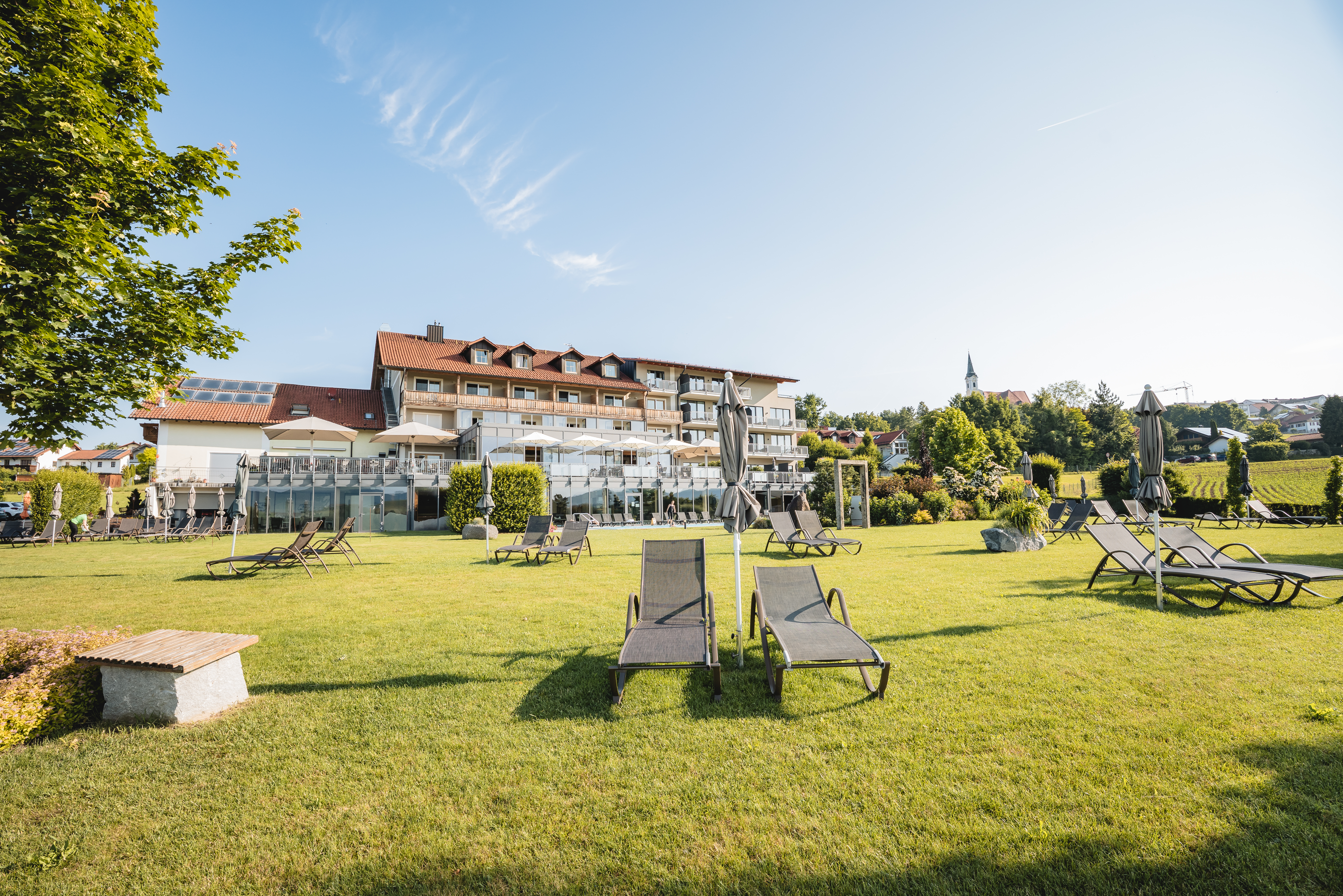 Urlaub-mit-Hund: Wellnessgarten im Landrefugium Obermüller  - Landrefugium Obermüller ****S - Haus | Umgebung