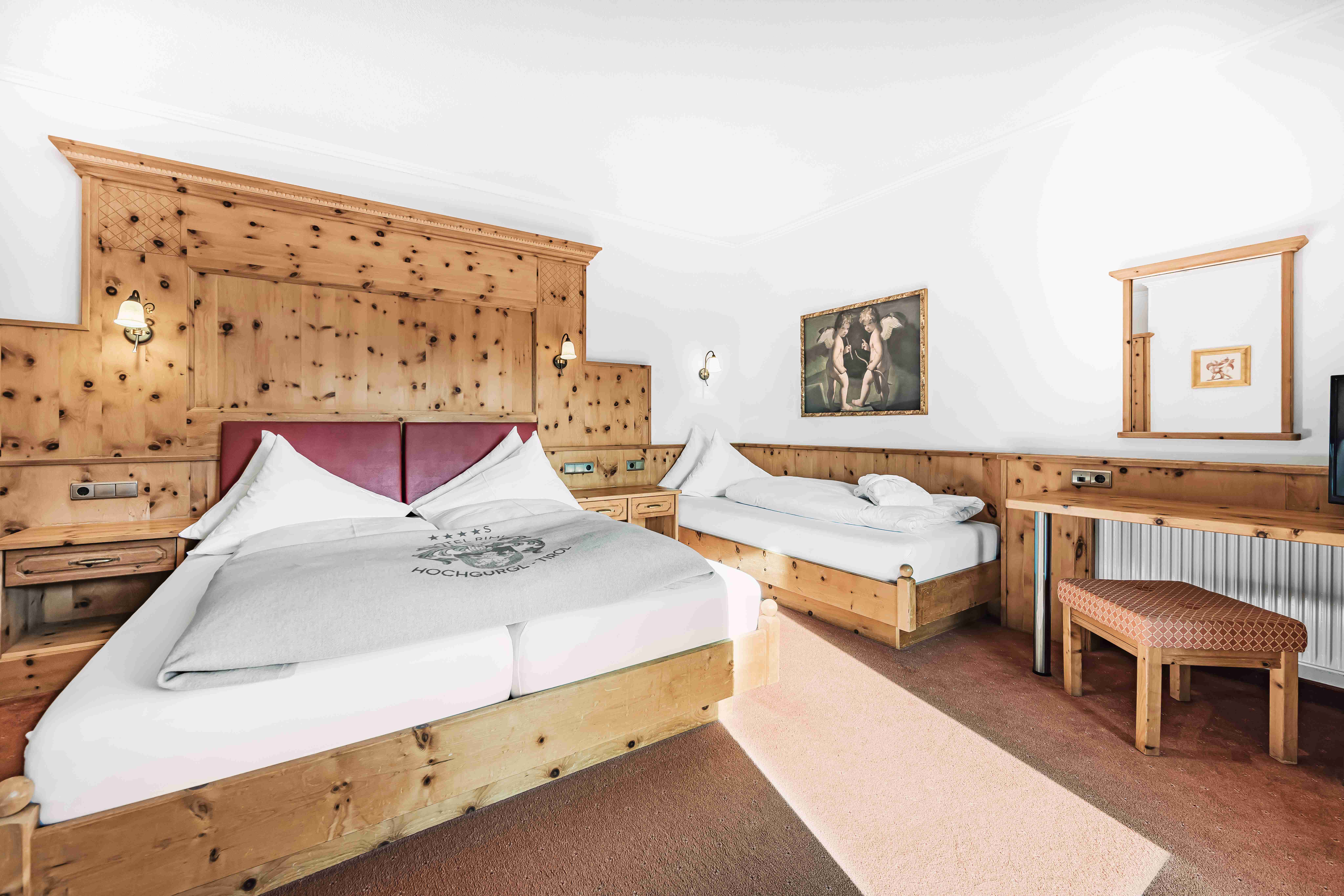 SKI | GOLF | WELLNESS Hotel Riml****S Zimmerkategorien Zirbensuite