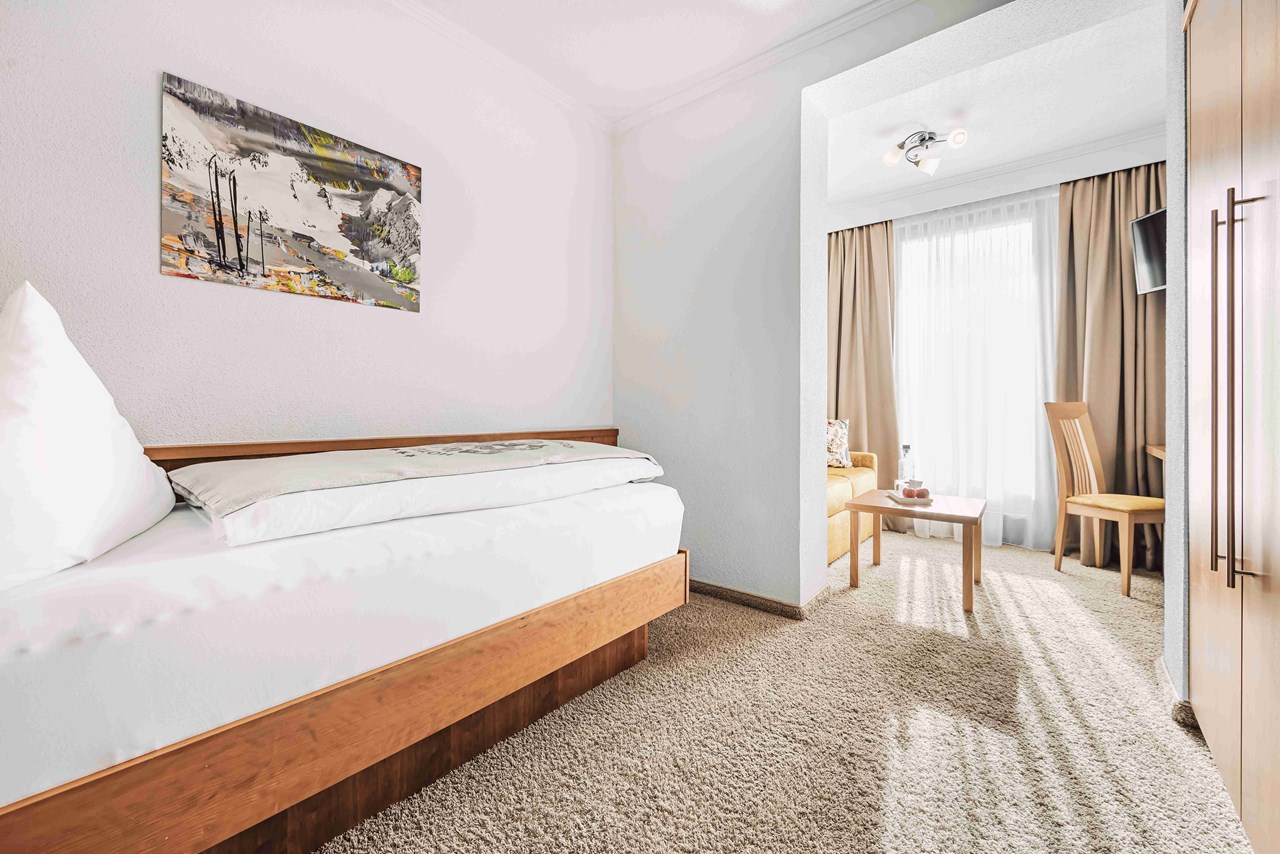 SKI | GOLF | WELLNESS Hotel Riml Zimmerkategorien Einzelzimmer Süd