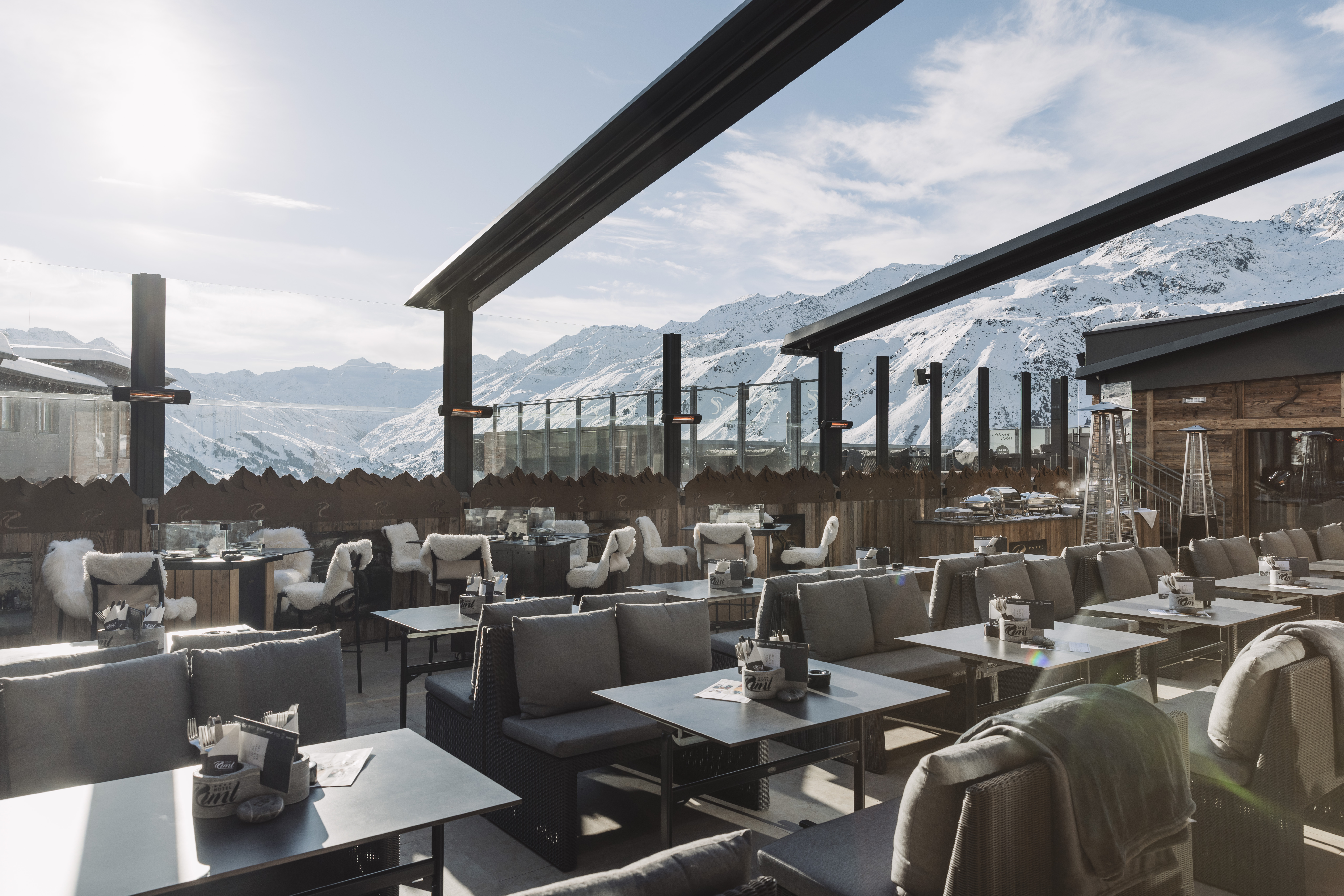 Urlaub-mit-Hund: Terrasse - SKI | GOLF | WELLNESS Hotel Riml - Essen | Trinken