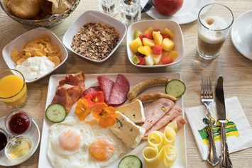 Urlaub-mit-Hund: Frühstück im Storchen  - Bodensee Hotel Storchen 