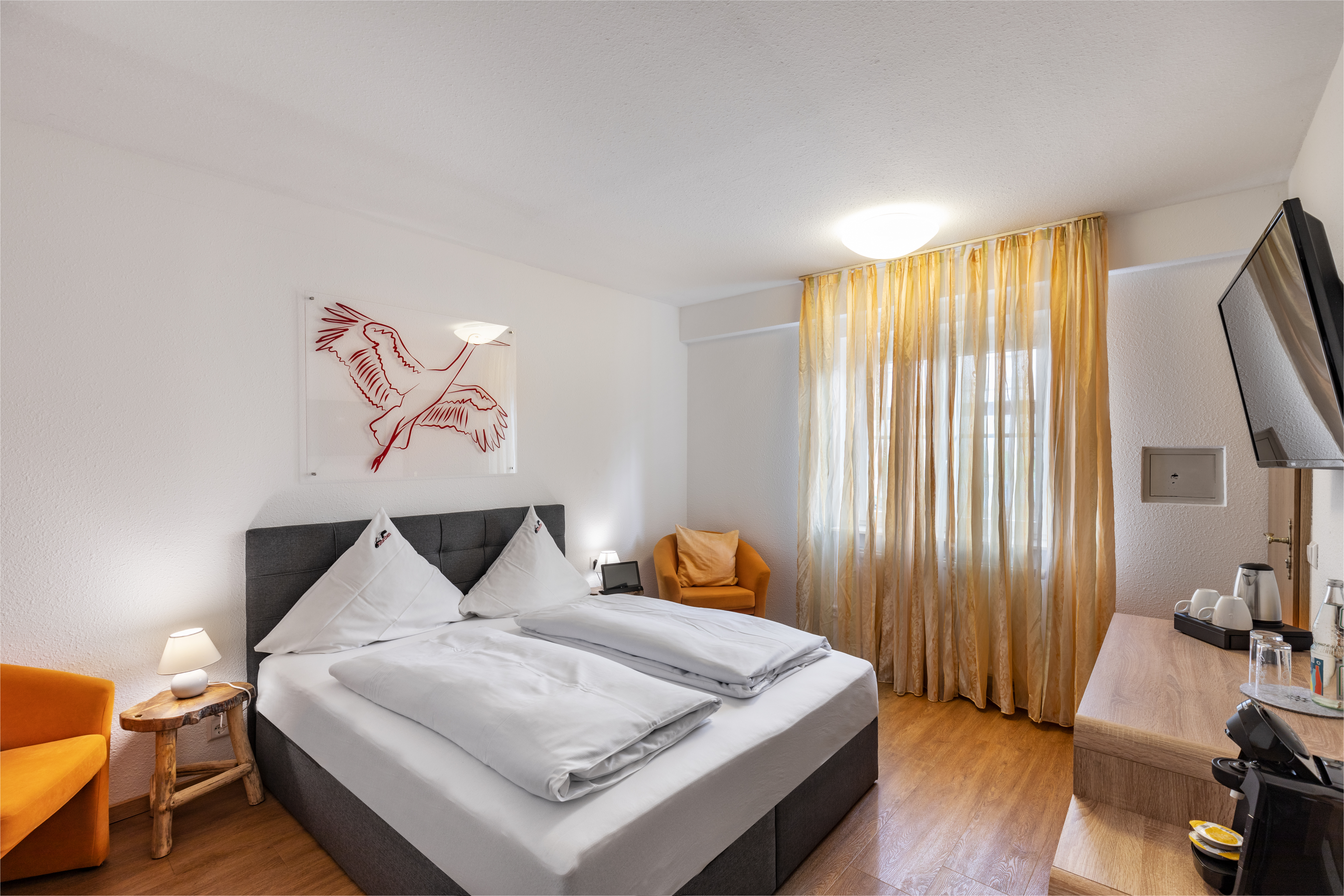 Urlaub-mit-Hund: Doppelzimmer Standard im Gästehaus  - Bodensee Hotel Storchen 