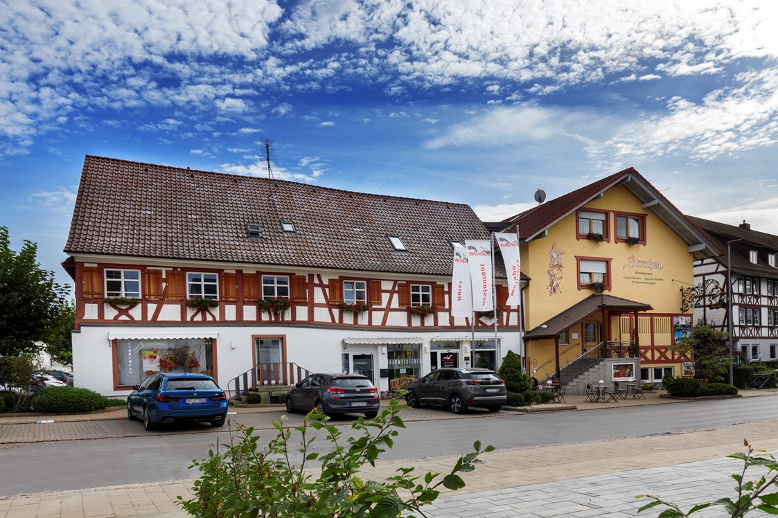 Urlaub-mit-Hund: Aussenansicht Storchen - Bodensee Hotel Storchen 