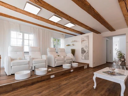 Hundehotel - Doggies: 3 Doggies - Fuss Lounge im Storchen - Bodensee Hotel Storchen