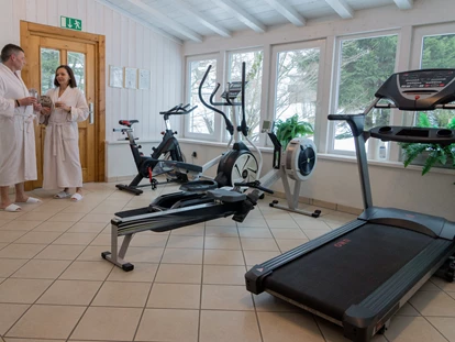 Hundehotel - Doggies: 3 Doggies - Fitnessraum  - Naturparkhotel Grüner Baum