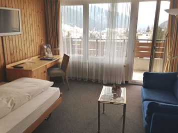 Sunstar Hotel Davos Zimmerkategorien Einzelzimmer Standard Balkon