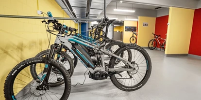 Hundehotel - Verpflegung: Frühstück - Vella - Bikekeller - Sunstar Hotel Lenzerheide - Sunstar Hotel Lenzerheide