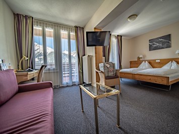 Sunstar Hotel Wengen Zimmerkategorien Junior Suite Compact Tal