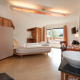 Urlaub-mit-Hund: Doppelzimmer mit Dusche - Sunstar Hotel Zermatt - Sunstar Hotel Zermatt