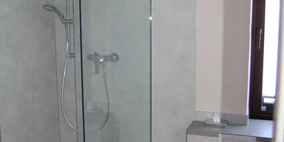 Hundehotel - Unterkunftsart: Hotel - Eifel - Bad im Hotel - Landgasthaus Pfahl