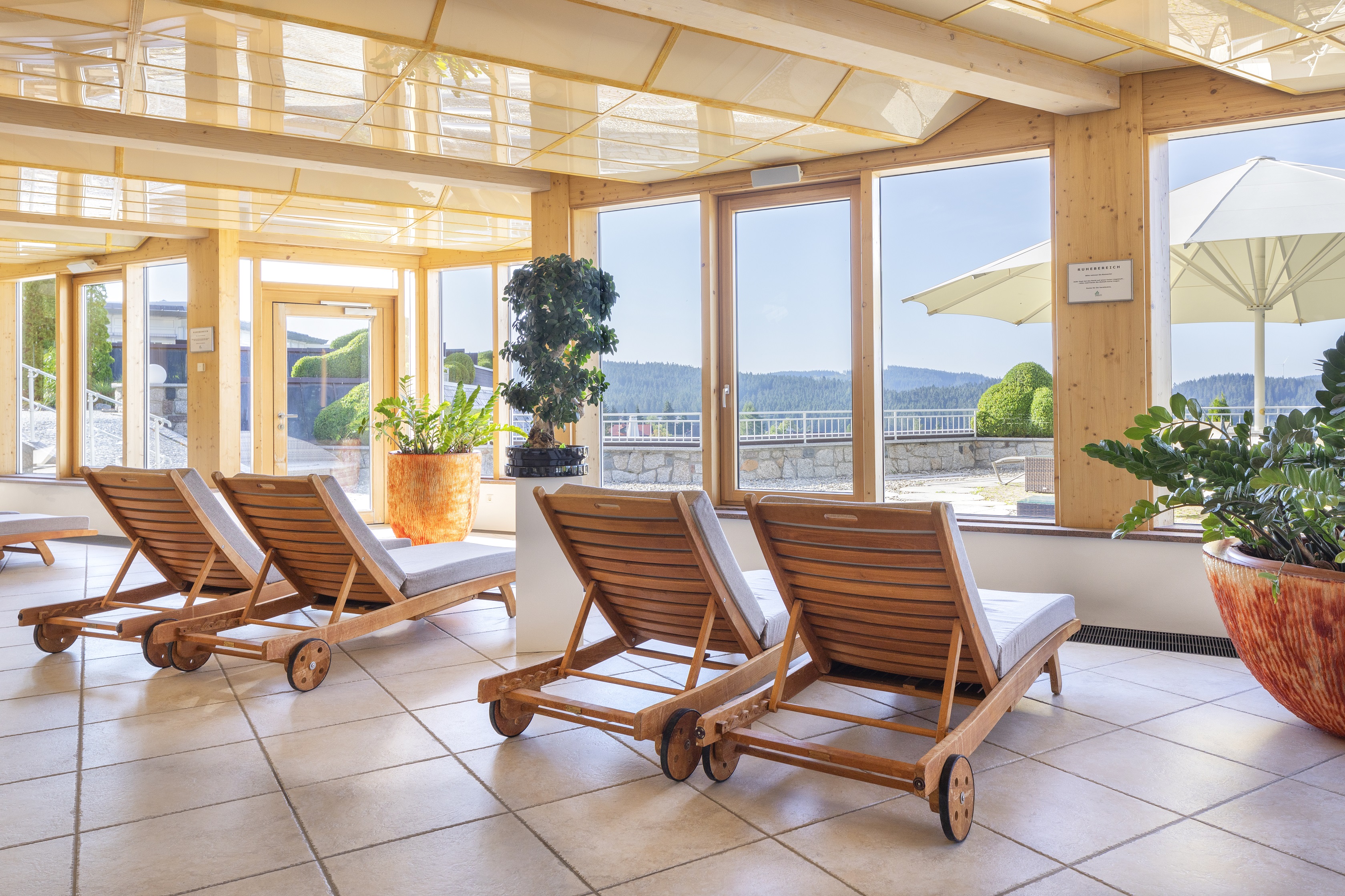 Urlaub-mit-Hund: Vier Jahreszeiten am Schluchsee - Liegen im Ruhebereich - Vier Jahreszeiten am Schluchsee