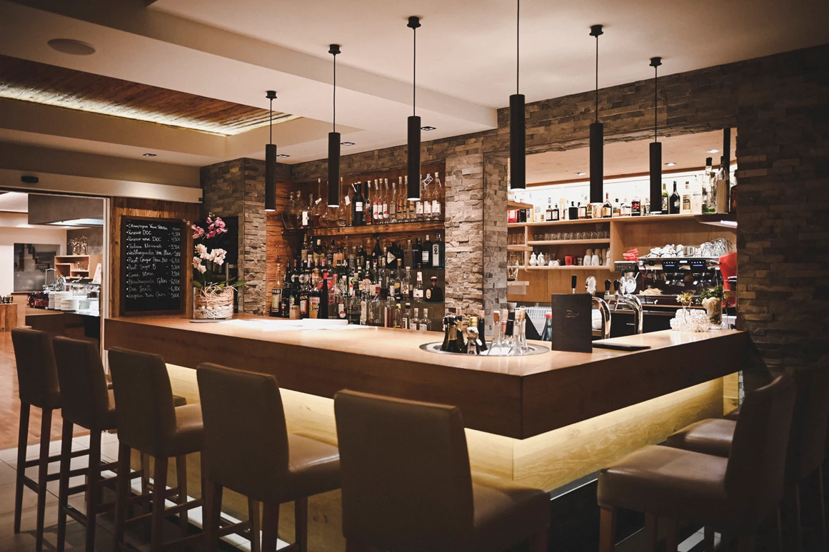 Urlaub-mit-Hund: Wiesenhof Garden Resort  - Essen | Trinken, Haus | Umgebung