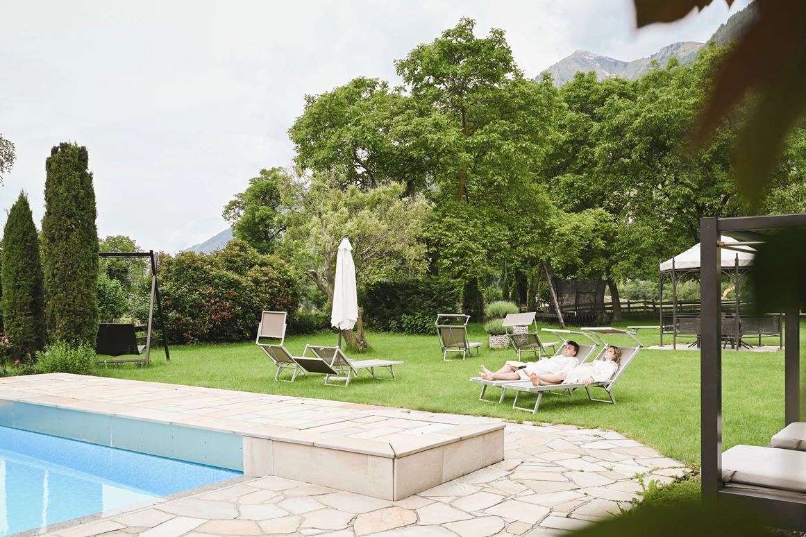 Urlaub-mit-Hund: Wiesenhof Garden Resort  - Haus | Umgebung, Wasser | Wellness