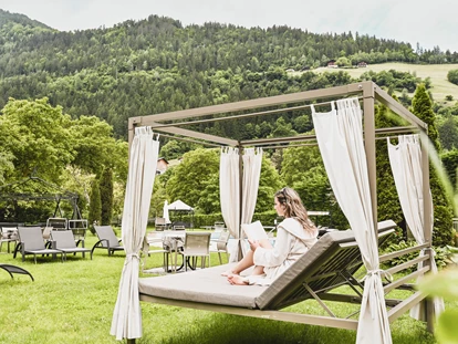 Hundehotel - Pools: Schwimmteich - Wiesenhof Garden Resort