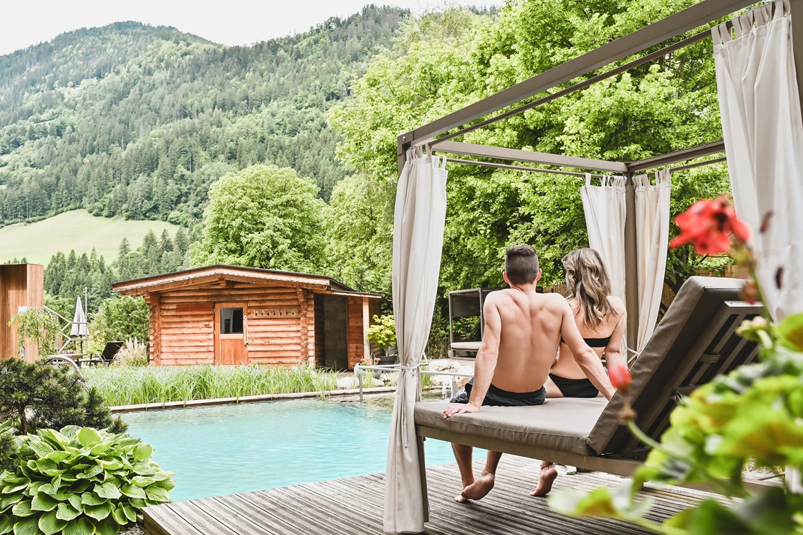 Urlaub-mit-Hund: Wiesenhof Garden Resort  - Haus | Umgebung, Wasser | Wellness