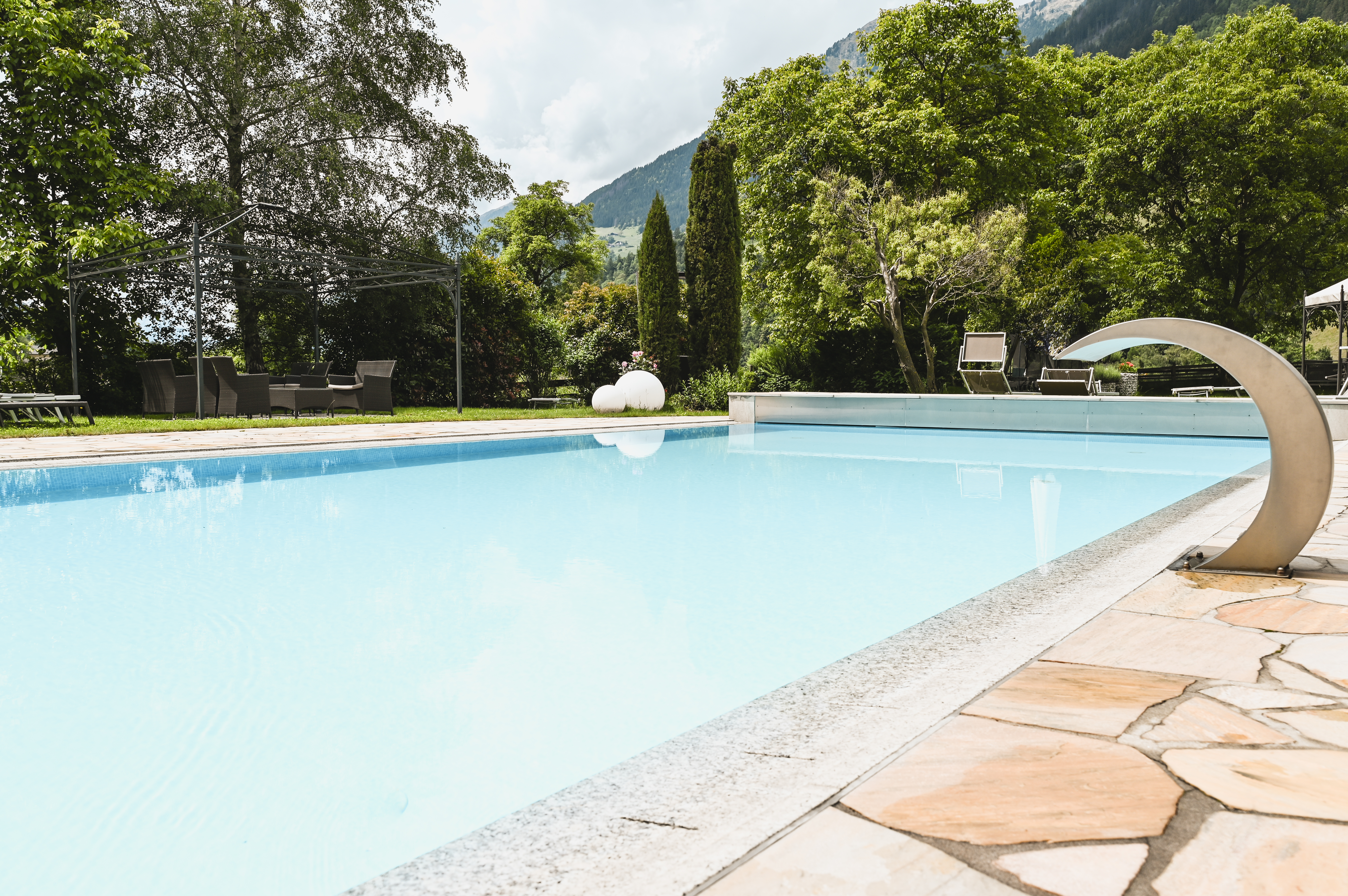Urlaub-mit-Hund: Wiesenhof Garden Resort  - Wasser | Wellness