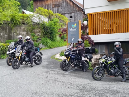 Hundehotel - Doggies: 3 Doggies - nawu_apartments_Motorradhotel_Kärnten - nawu apartments & Restaurant