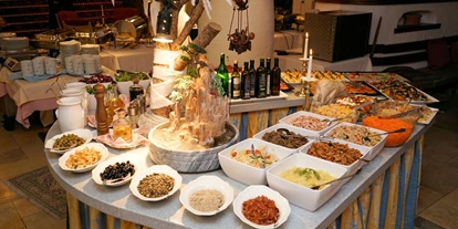 Hundehotel - Doggies: 3 Doggies - Salatbuffet - Hotel Glocknerhof