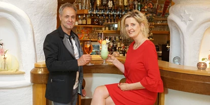 Hundehotel - Doggies: 3 Doggies - Hotelbar - Cocktails und feine Spirituosen - Hotel Glocknerhof