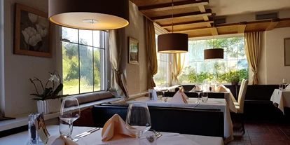 Hundehotel - Pools: Schwimmteich - Restaurant - Hotel Restaurant Kniebishöhe