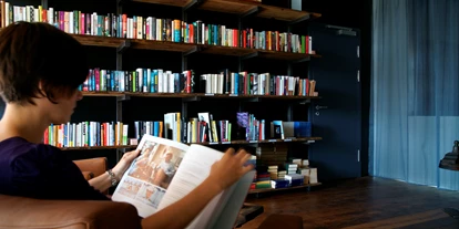 Hundehotel - PLZ 8514 (Schweiz) - Bibliothek - Boutique Hotel Thessoni classic