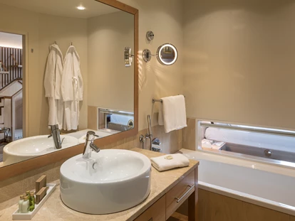 Hundehotel - Tauplitz - Badezimmer im DZ für Hundebesitzer - Hotel DIE WASNERIN