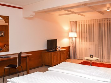 Q! Hotel Maria Theresia Kitzbühel Zimmerkategorien Hahnenkamm Doppelzimmer/ Kategorie L