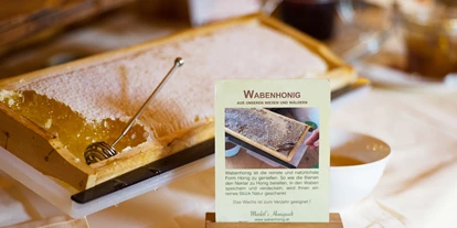 Hundehotel - Preisniveau: günstig - Berchtesgaden - Wabenhonig von den eigenen Bienenstöcken - Hotel Kaiserhof Anif