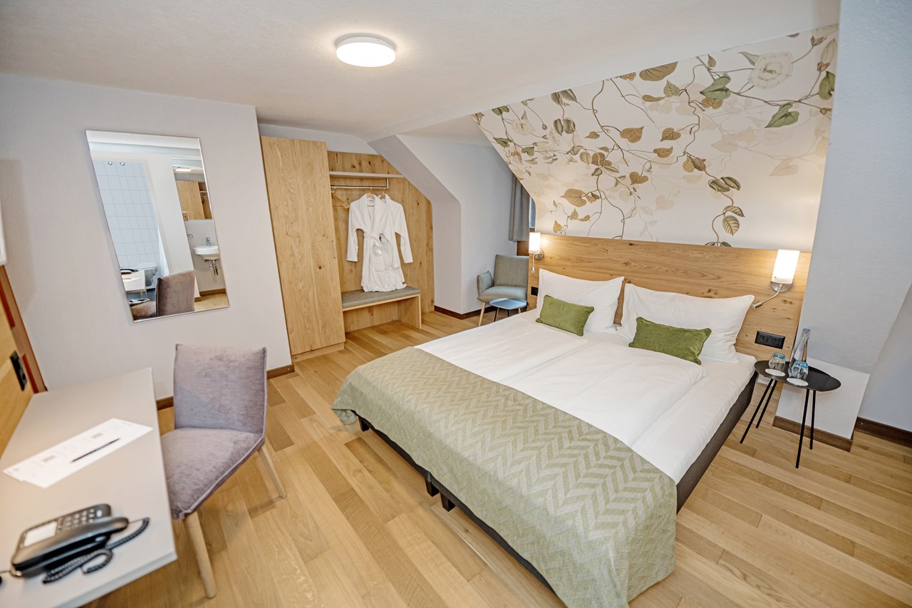 See- und Seminarhotel FloraAlpina Zimmerkategorien Doppelzimmer Seeblick