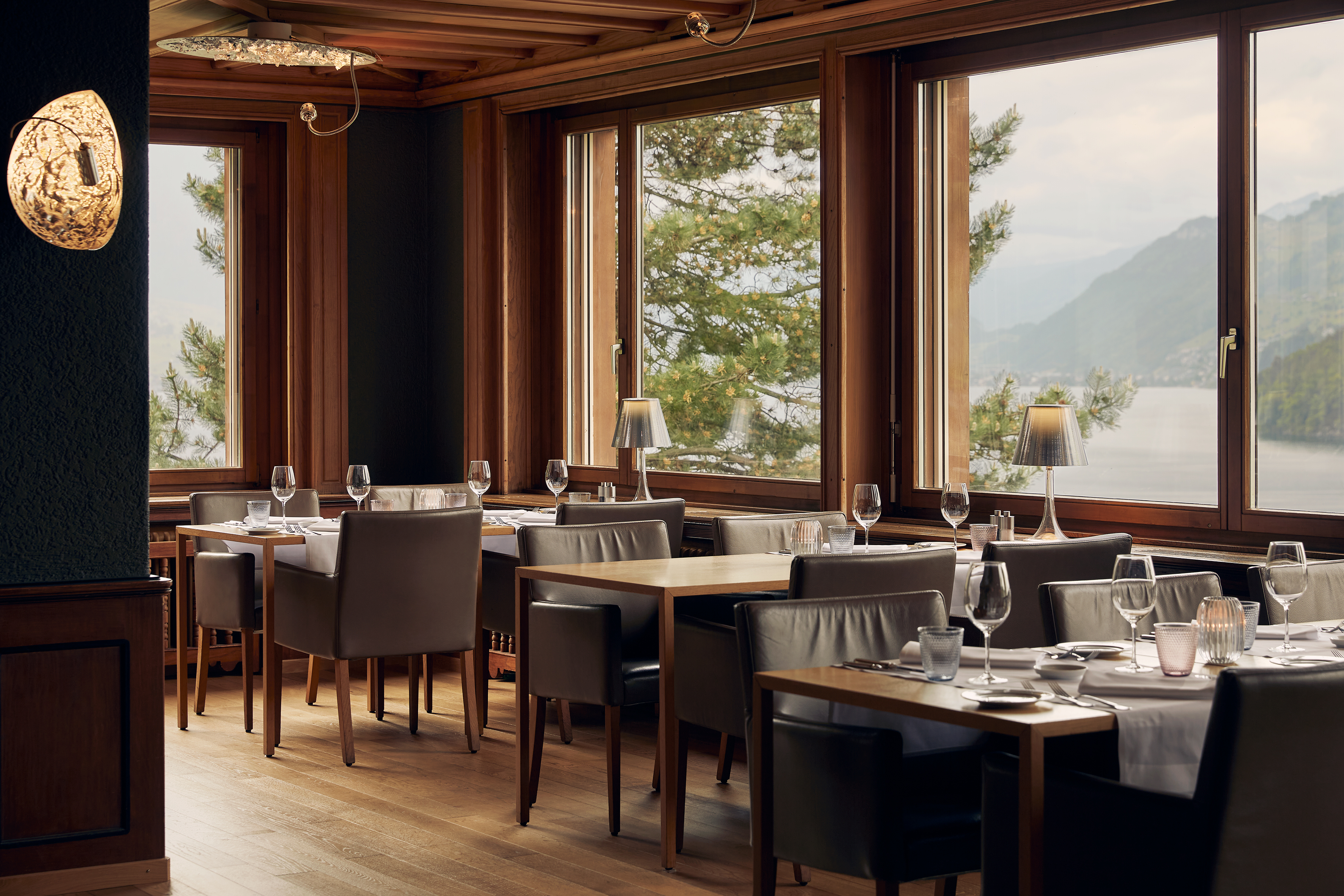 Hundehotel - barrierefrei - Schweiz - Panoramasaal Restaurant - See- und Seminarhotel FloraAlpina