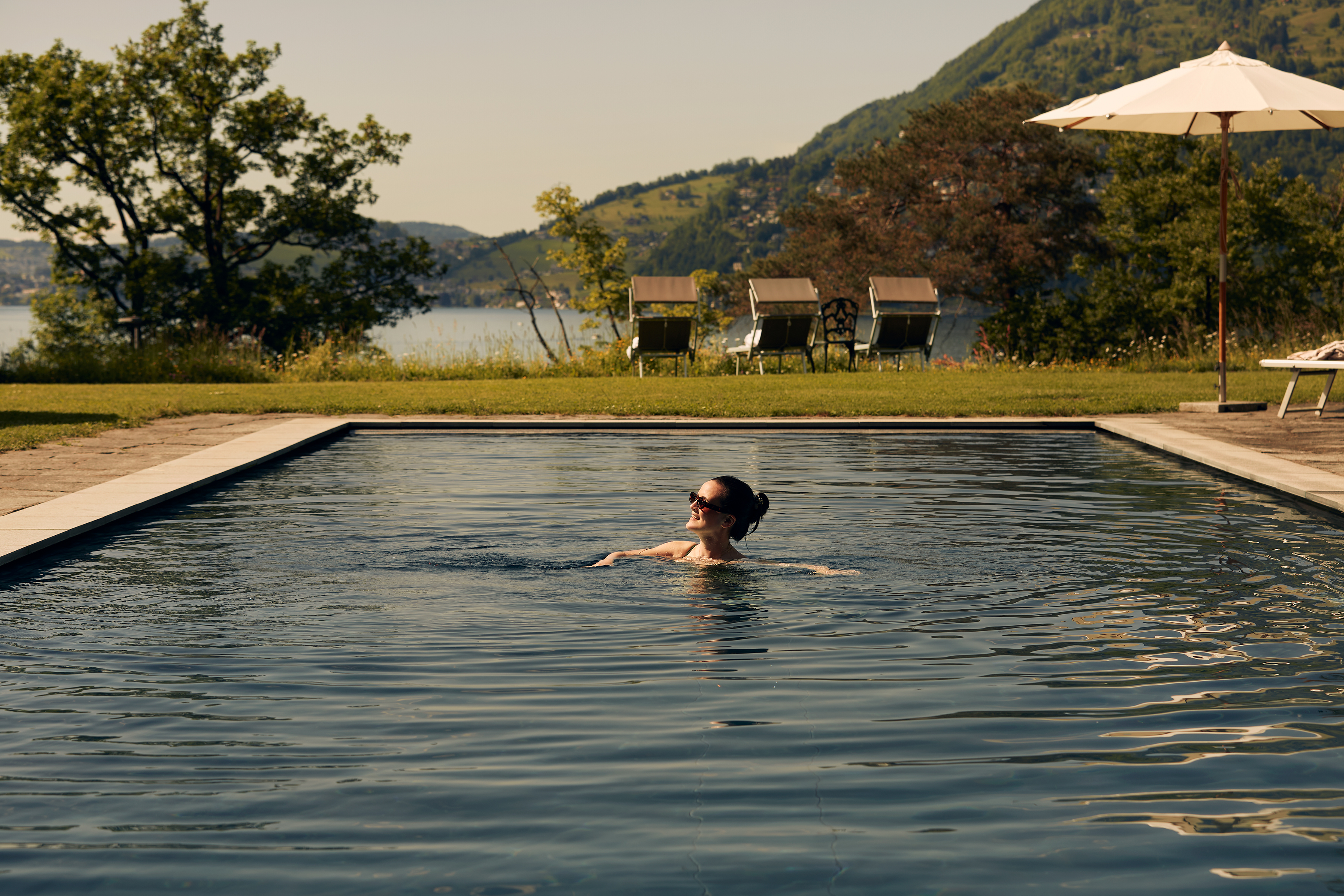 Urlaub-mit-Hund: Pool - See- und Seminarhotel FloraAlpina - Wasser | Wellness