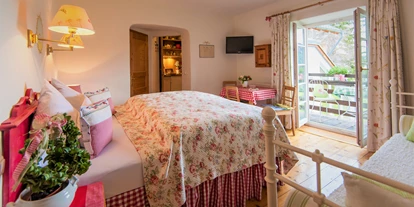 Hundehotel - Klassifizierung: 3 Sterne - Olympiaregion Seefeld - App. Garten Eden für 2- 4 Personen - Haus Alpengruss