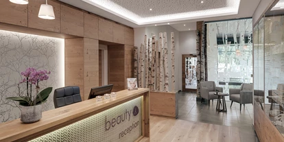 Hundehotel - Bad Leonfelden - INNs HOLZ Natur- & Vitalhotel****s Beautyrezeption - INNs HOLZ Natur- & Vitalhotel****s
