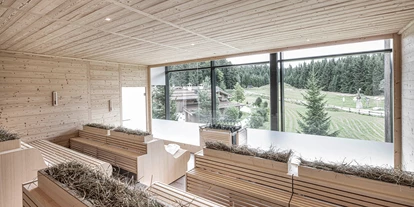 Hundehotel - Bad Leonfelden - INNs HOLZ Natur- & Vitalhotel****s Heusauna mit Blick auf den Böhmerwald - INNs HOLZ Natur- & Vitalhotel****s