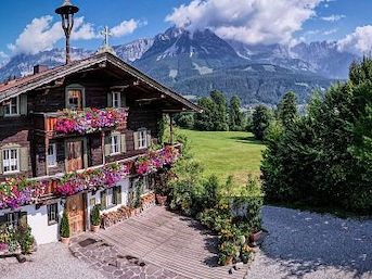 Sporthotel Ellmau Ausflüge mit Hund Bergdoktor-Praxis Ellmau