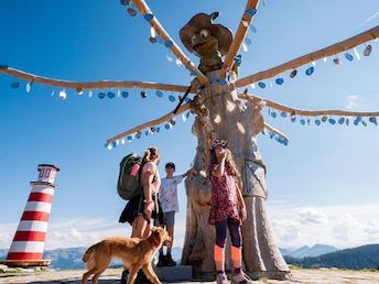 Sporthotel Ellmau Ausflüge mit Hund Ellmis Zauberwelt am Hartkaiser