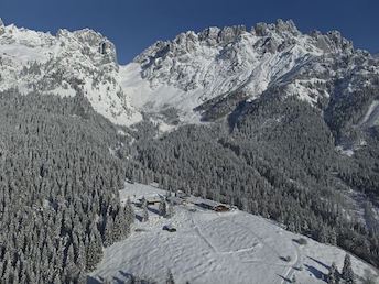 Sporthotel Ellmau Ausflugsziele Wochenbrunn Winterwanderweg