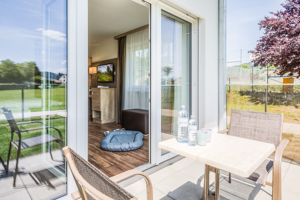 Seehotel Das JO. Zimmerkategorien Junior Suite Lakeside mit Gartenabteil