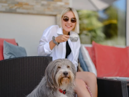 Hundehotel - Doggies: 3 Doggies - Vierbeiner sind herzlich Willkommen!  - Seehotel Das JO.