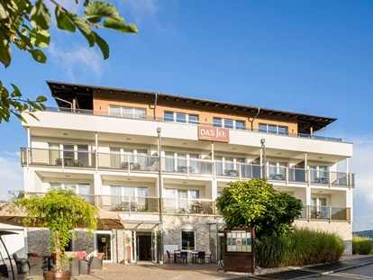 Hundehotel - Doggies: 3 Doggies - Seehotel Das JO.  - Seehotel Das JO.