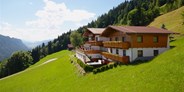 Hundehotel - PLZ 5524 (Österreich) - Verbringen Sie Ihren Urlaub mitten in der Natur in der Wanderregion Schladming Dachstein in der Steiermark mit  grünen Wiesen rund um unseren Bauernhof und einem tollen Panorama. - Bergbauernhof Irxner