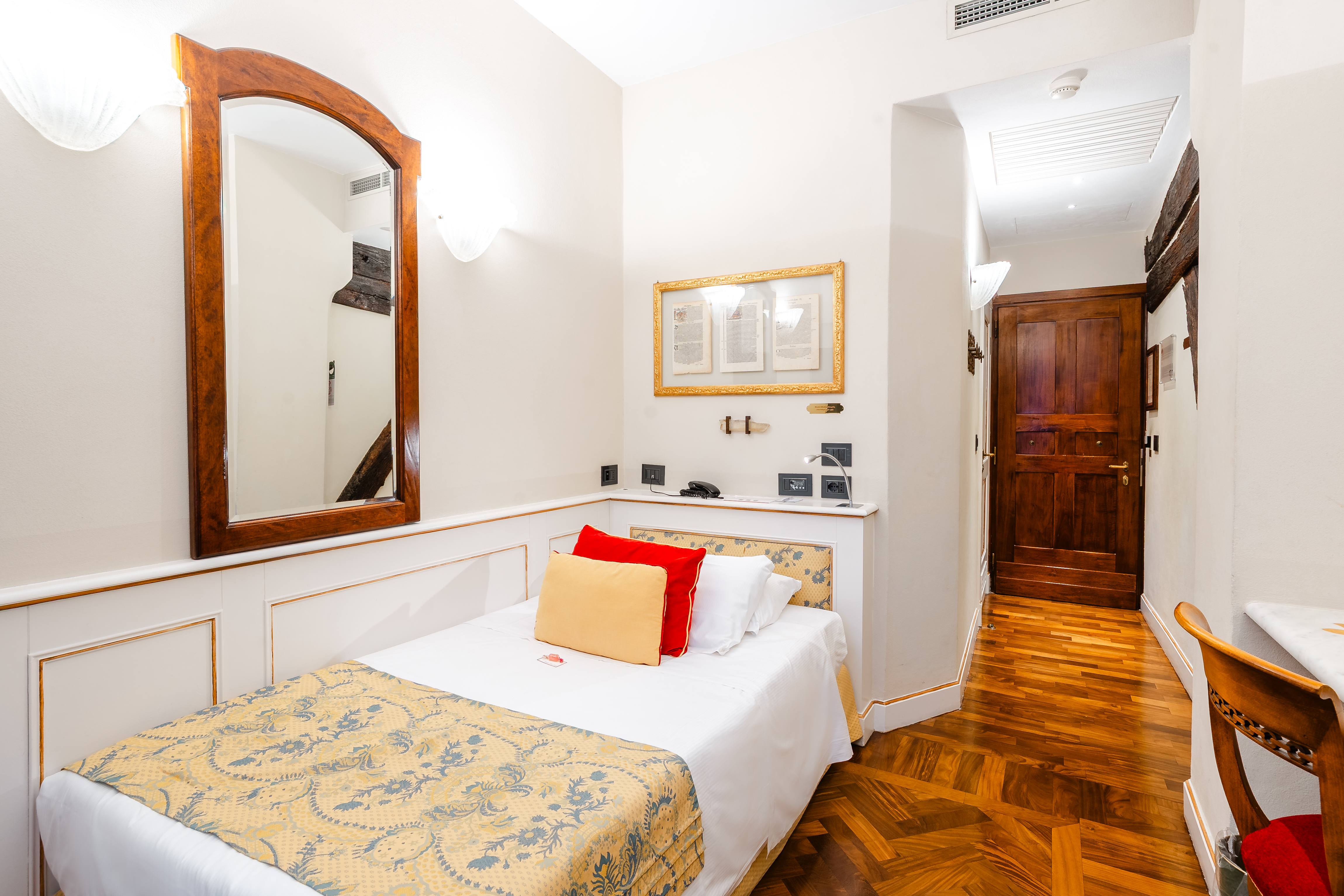 Urlaub-mit-Hund: Art Hotel Commercianti - Wohnen | Schlafen