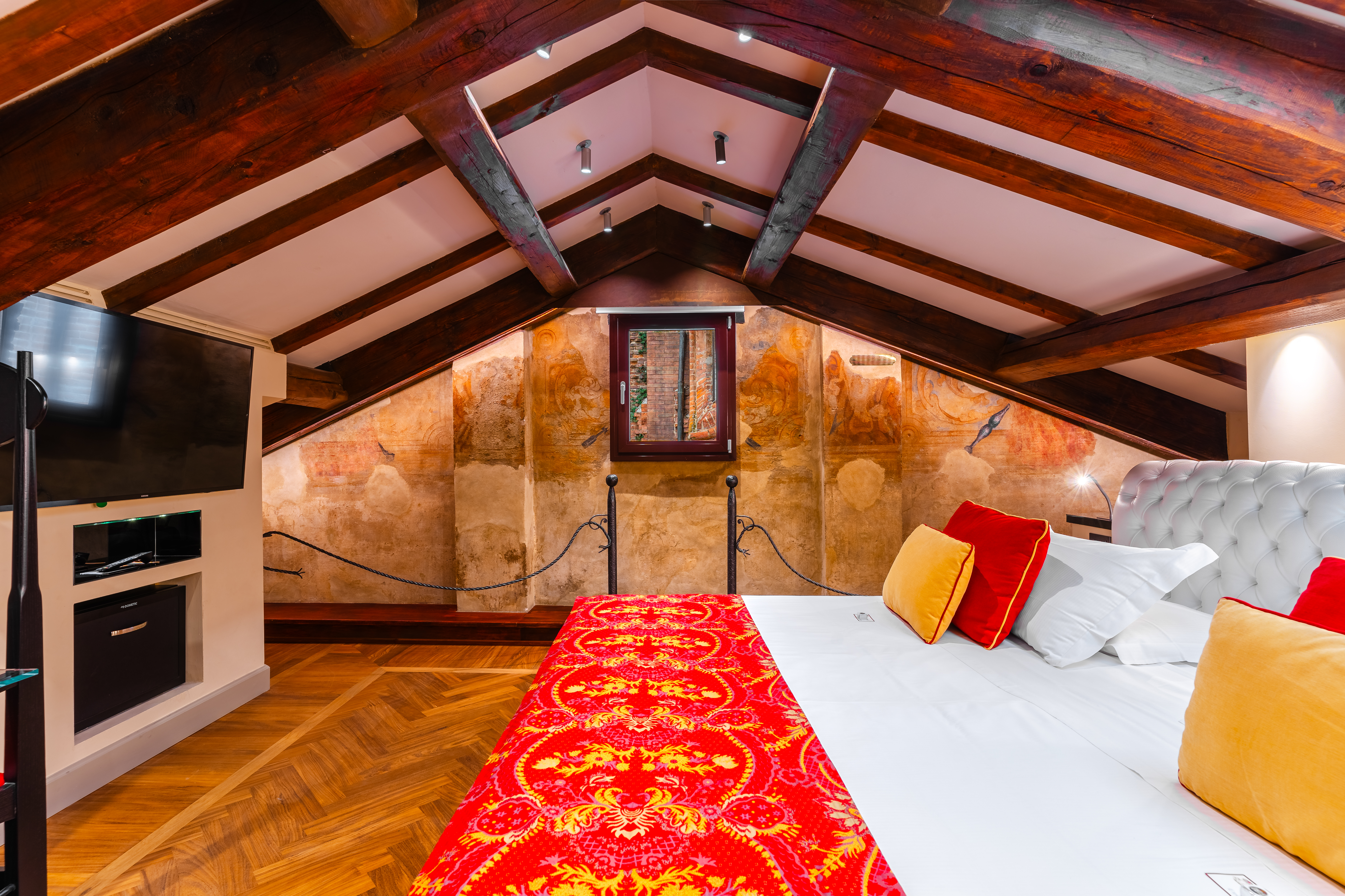 Urlaub-mit-Hund: Art Hotel Commercianti - Wohnen | Schlafen