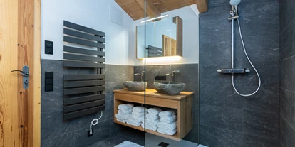 Hundehotel - in einer Ferienanlage/Wohnanlage - Großarl - Badezimmer im  Birnbaum Chalet Fulseck und Kreuzkogel - Birnbaum Chalets